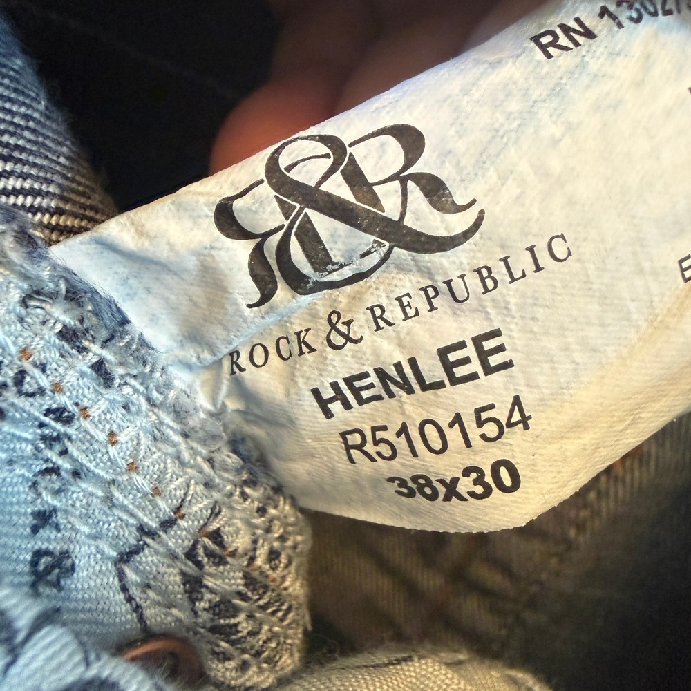 Rock & Republic Henlee Jeans | Men's Size 38x30 - Picture 3 of 5